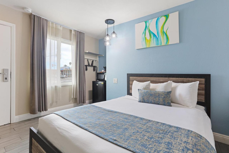 Bedroom 5, Hotel Aqua Mar, San Diego