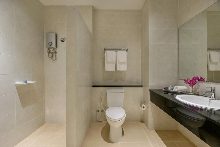 Bathroom 5, Chainarai Riverside, Muang Chiang Rai