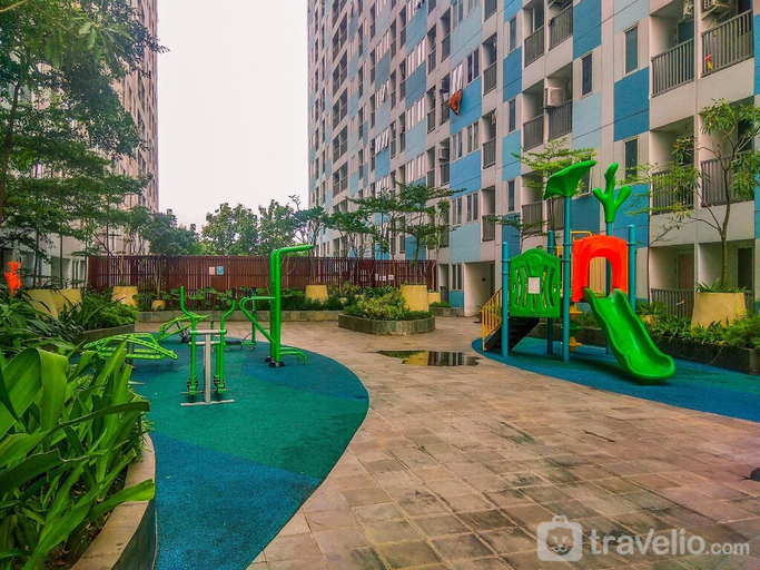 Family & Kids, Warm Studio Grand Sentraland Karawang By Travelio, Karawang