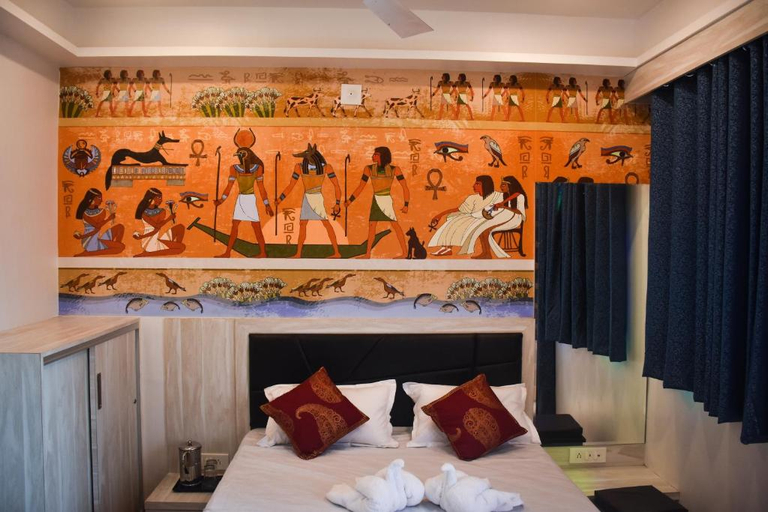 Bedroom 5, Hotel Lake Bridge, Udaipur