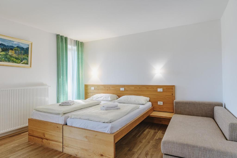 Bedroom 4, Hotel Jelka Pokljuka, Bohinj