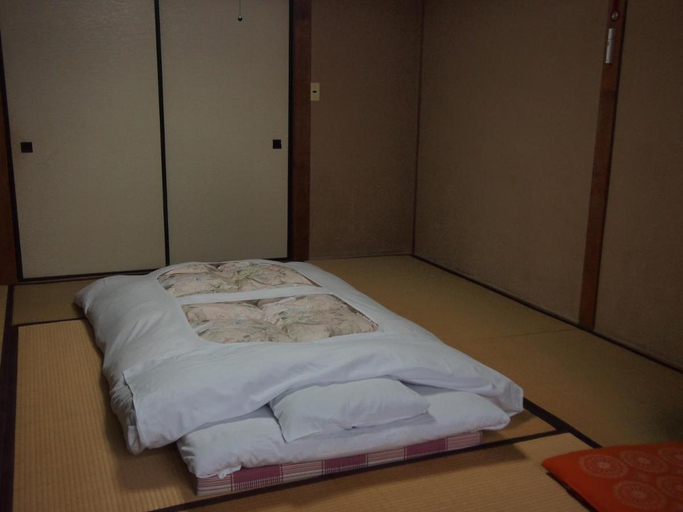 Bedroom 2, Ishiba Ryokan, Hirosaki