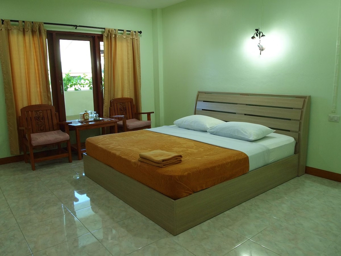 Bedroom 2, Karon Village Hotel, Pulau Phuket