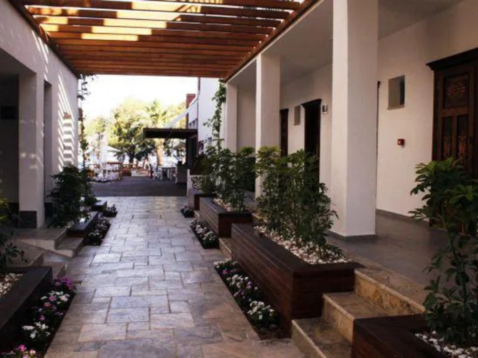 Exterior & Views 2, Meggs Bodrum Beach Hotel, Bodrum