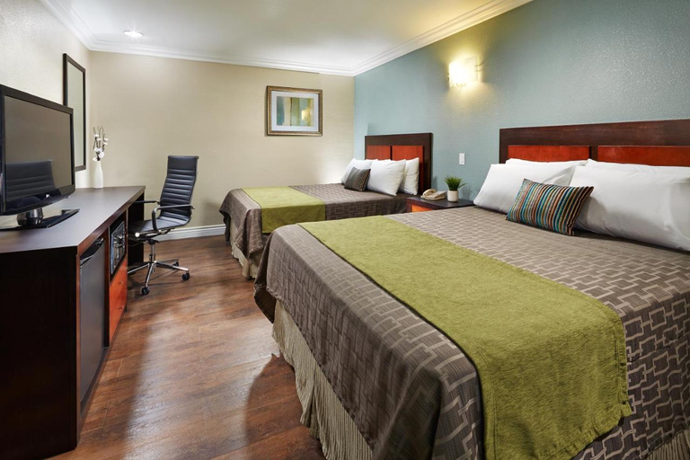 Bedroom 2, American Inn, Los Angeles