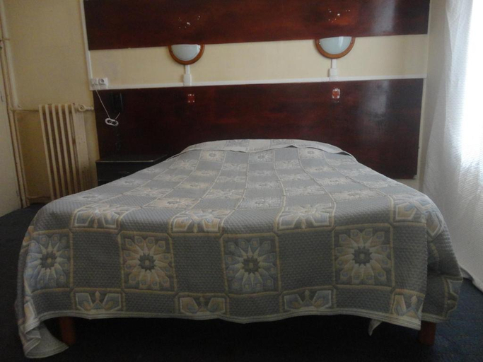 Bedroom 3, Hotel Santana, Paris