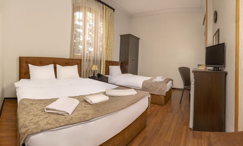 Bedroom 4, Venesa, Tbilisi