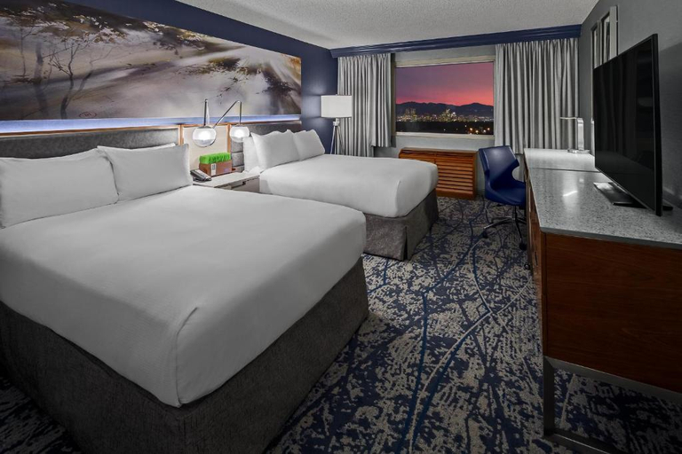 Bedroom 4, DoubleTree by Hilton Hotel Denver, Denver