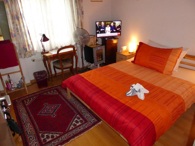 Bedroom 5, B&B Pappelweg - 2, Arlesheim