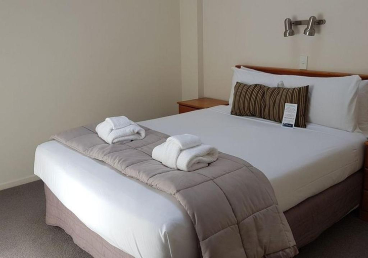 Bedroom 3, Willis Village, Wellington