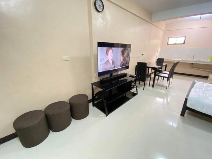 Others 3, Adam's Hotel Apartment, Pandi