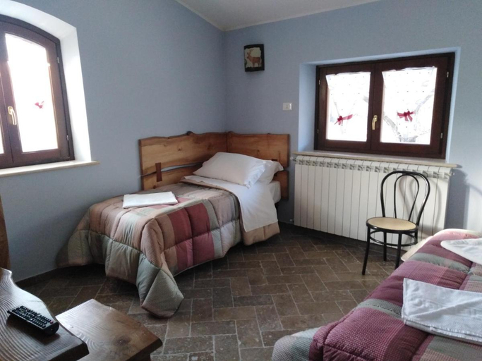 Bedroom, Locanda Mulino del Barone by VM, L'Aquila