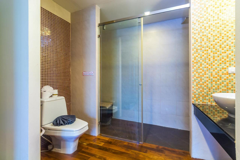 Bathroom 5, Heaven Lagoon Apartments by Lofty, Pulau Phuket