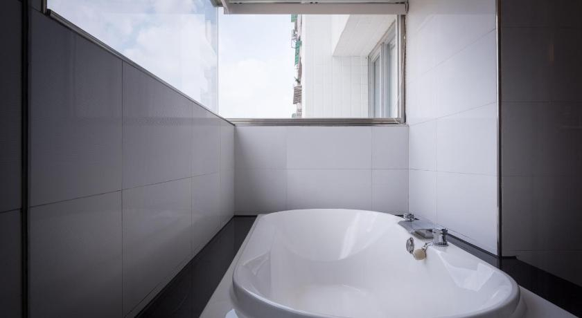 Bathroom 4, Hotel Hi Xinmin, Chiayi City