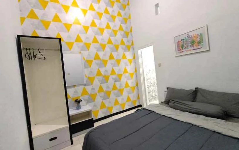 Bedroom 2, Full House at Villa Metro 9C by N2K, Malang