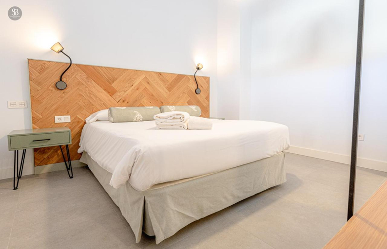 Bedroom 3, Apartamentos Soho Plaza Mayor Caceres, Cáceres