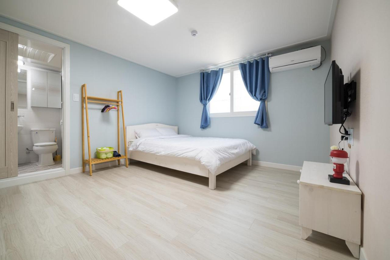 Bedroom 2, Dream Trip Guest House, Jung