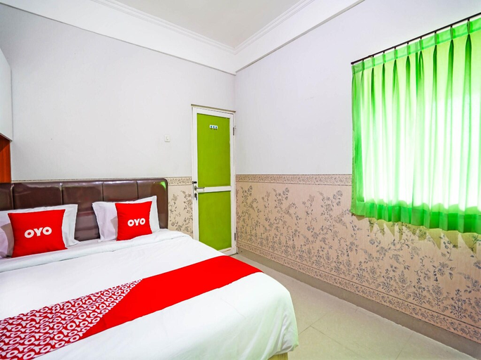 Bedroom, OYO 90651 Green House Citraland, Surabaya