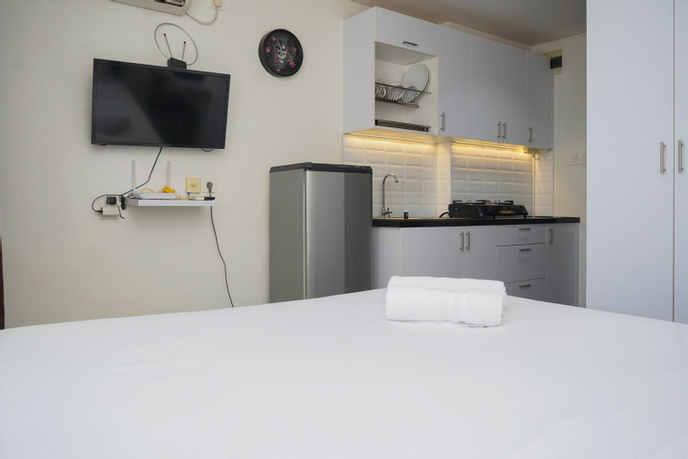 Comfy Studio Bintaro Icon Apartment By Travelio, South Tangerang