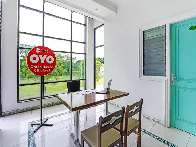 Others 3, OYO 90651 Green House Citraland, Surabaya