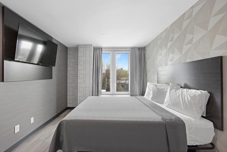 Bedroom 2, Hotel 365 Bronx, New York