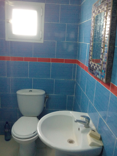 Bathroom 2, Venus House, Kalaat El Andalous