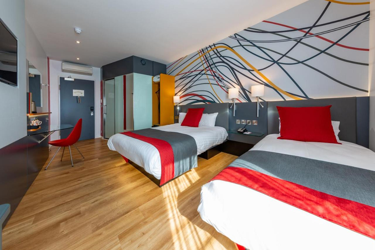 Bedroom 4, Four Points Flex by Sheraton Dundee, Dundee