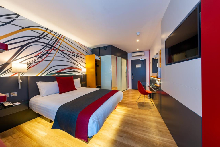 Bedroom 5, Four Points Flex by Sheraton Dundee, Dundee