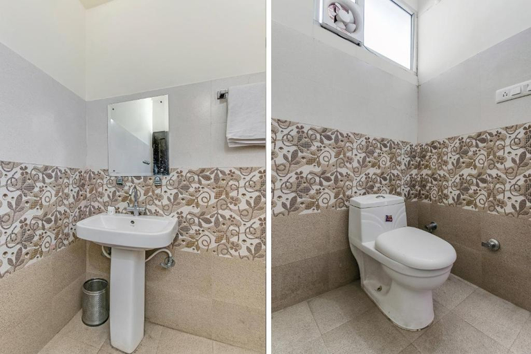 Bathroom 3, Hotel Twilight Guest House, Chamba
