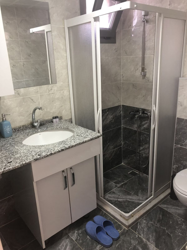 Bathroom 3, Celebi Apart Hotel, Çiğli
