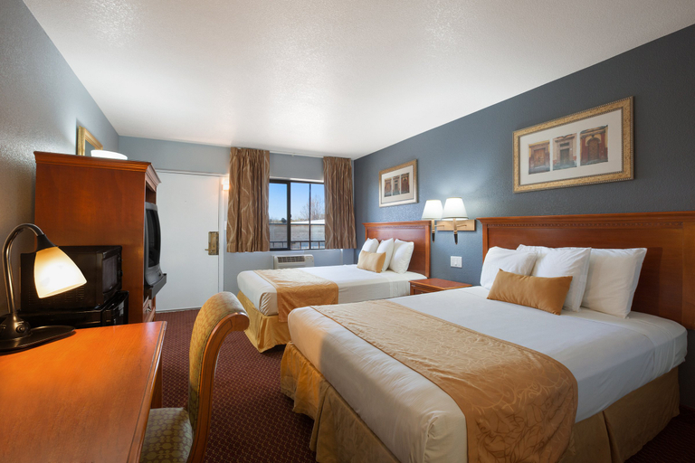 Bedroom 3, Kings House Motor Hotel, a Dazzler Select by Wyndham, Coconino