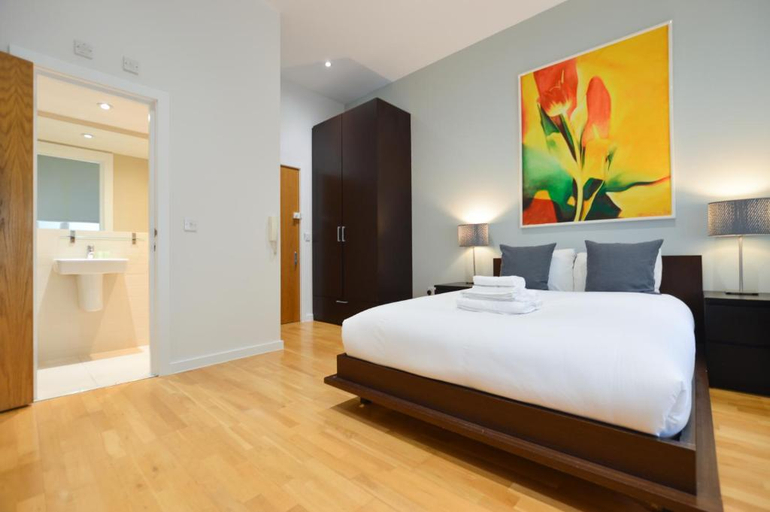 Bedroom 2, Princes Square Serviced Apartments by Concept Apartments, London