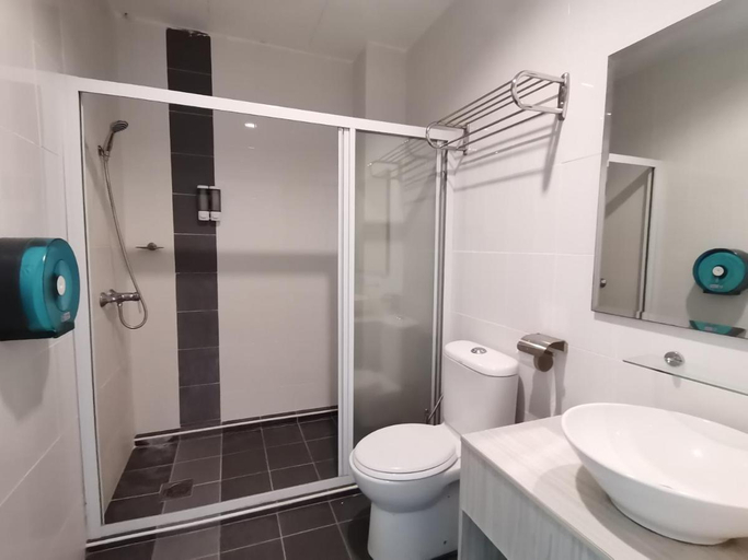 Bathroom, Marina Island Lumut HomeHotel, Manjung