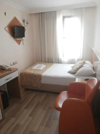 Bedroom 3, Lal Hotel, Fatih