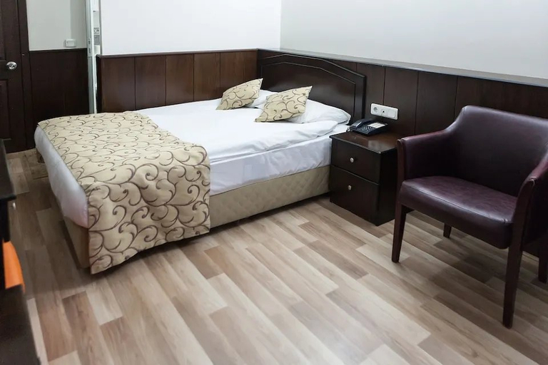 Bedroom 2, Lal Hotel, Fatih