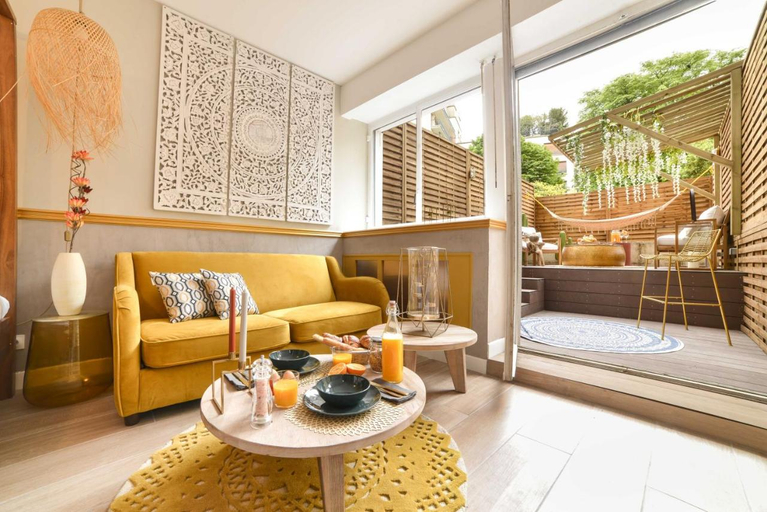 Others 3, The Majestic Garden Suite, Paris