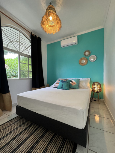 Bedroom 4, Maison Taina