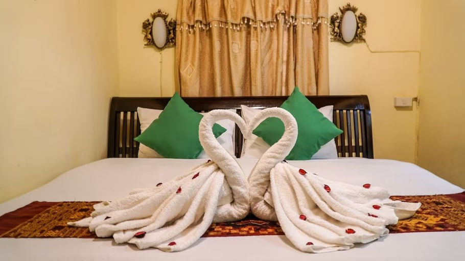 Bedroom 2, Sakura Hotel, Luang Prabang