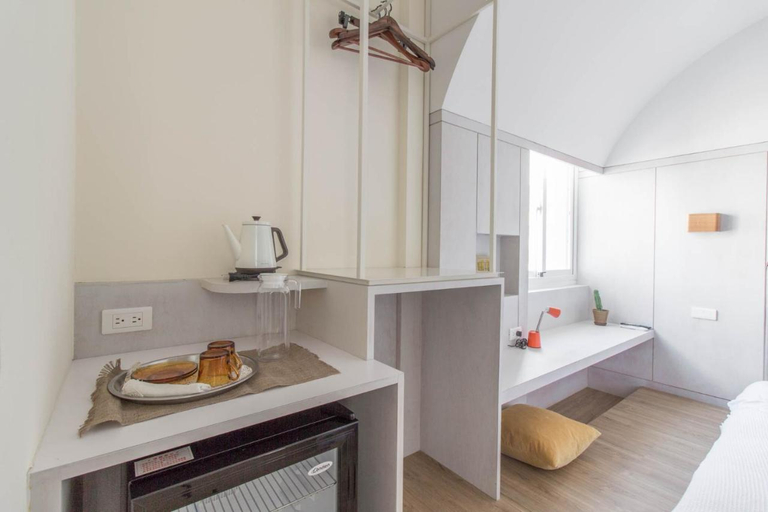 Others 5, Hok House, Kaohsiung