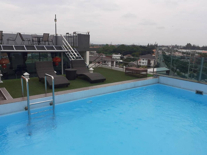 Sport & Beauty 4, The Greenery Central Suites, San Sai