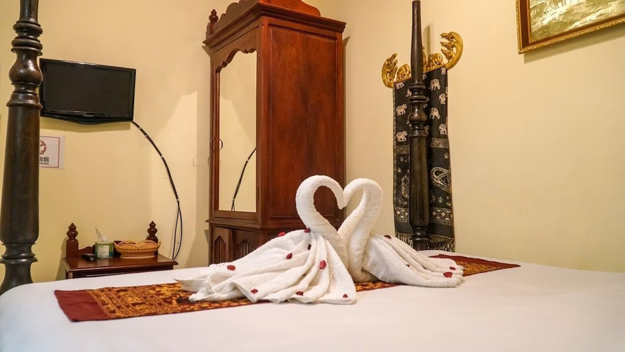 Bedroom 5, Sakura Hotel, Luang Prabang
