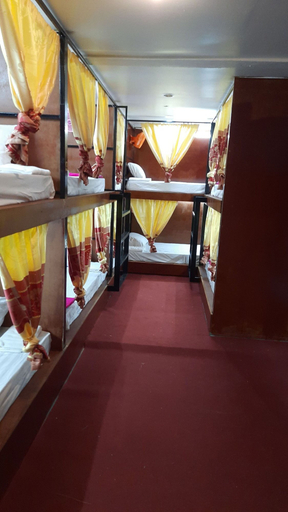 Bedroom 1, RD Hostel & Restaurant, Pattaya