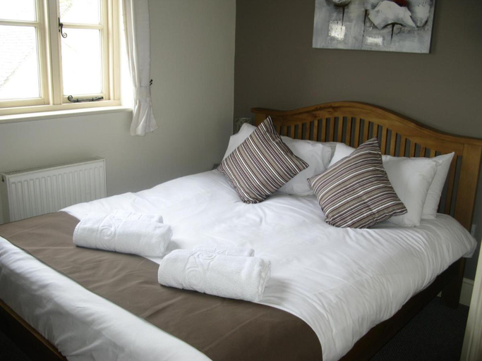 Bedroom 4, The Chequers Inn, Oxfordshire
