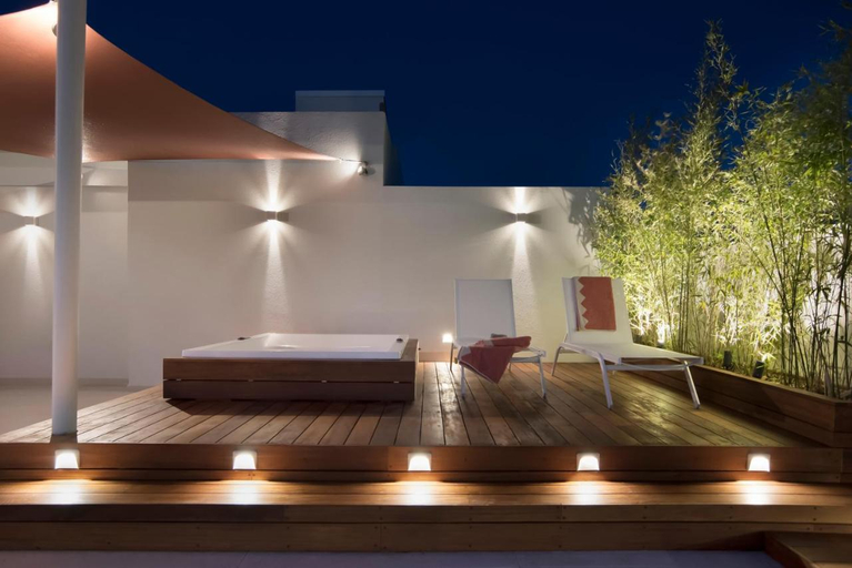 Others 5, Glyfada South42, Attica