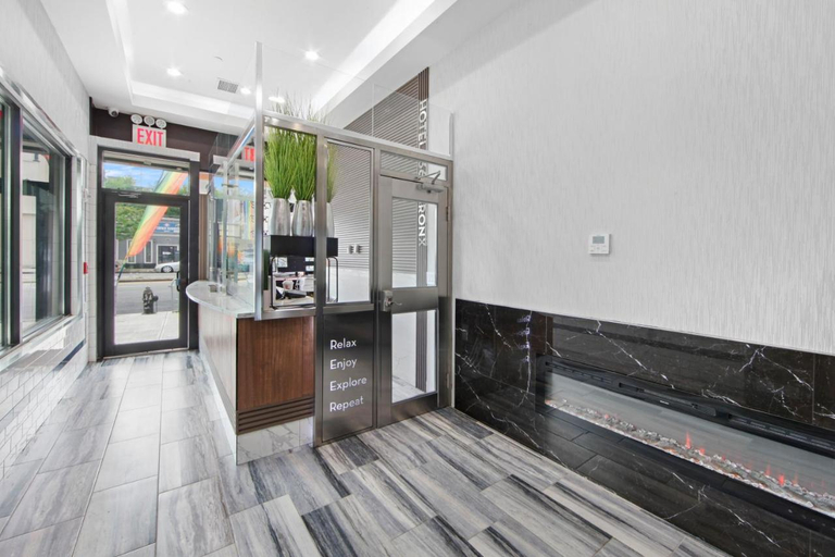Others 5, Hotel 365 Bronx, New York