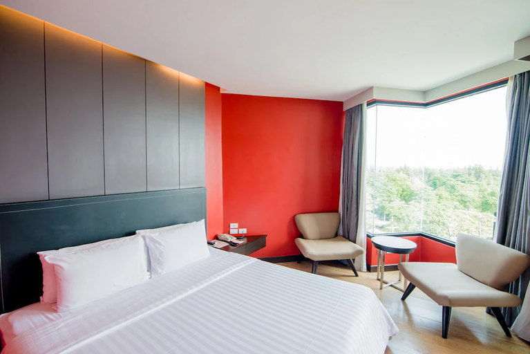 Bedroom 3, The Sez Hotel, Muang Chon Buri