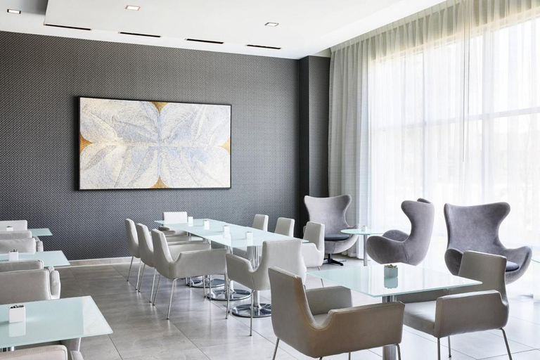 Food & Drinks 5, AC Hotel by Marriott Minneapolis West End, Hennepin