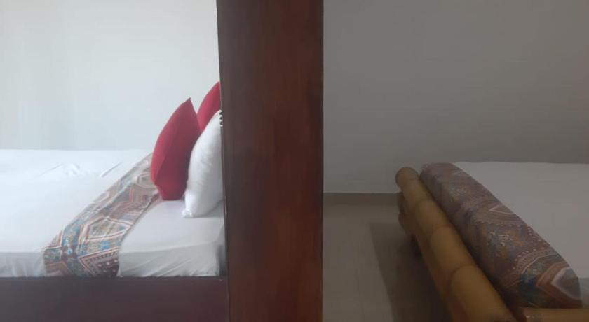 Bedroom, COCONUT BEACH BUNGALOWs & WARUNG 2, Karangasem