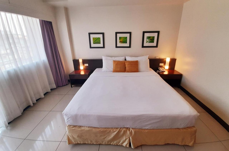 Bedroom 5, Grand Hotel, Muang Nakhon Phanom