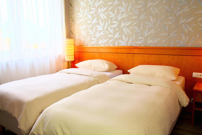 Bedroom 2, Parkhotel Viktoria, Oberhavel